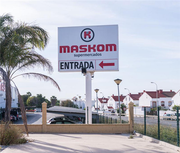 Implementación de la nueva imagen corporativa Supermercados maskom